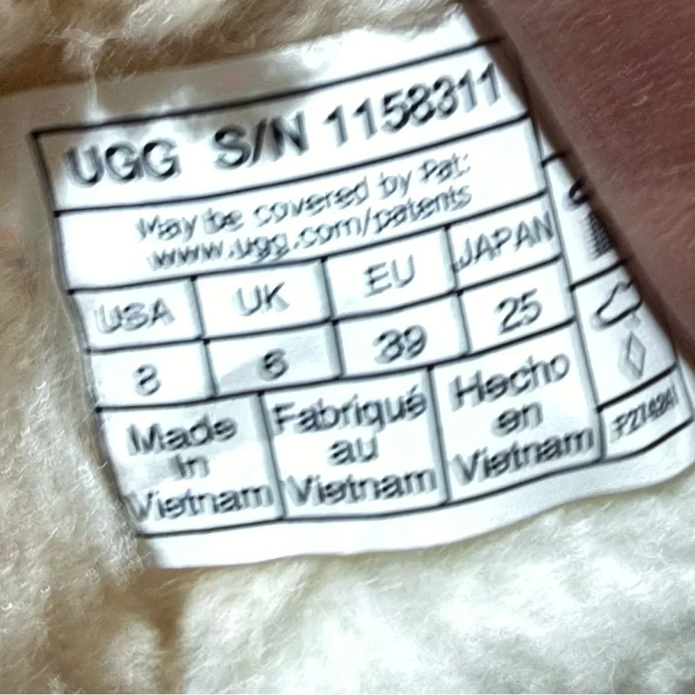 *NEW* UGG The Classic Ultra Mini New Heights Boot Size 8 A52 - Picture 11 of 12